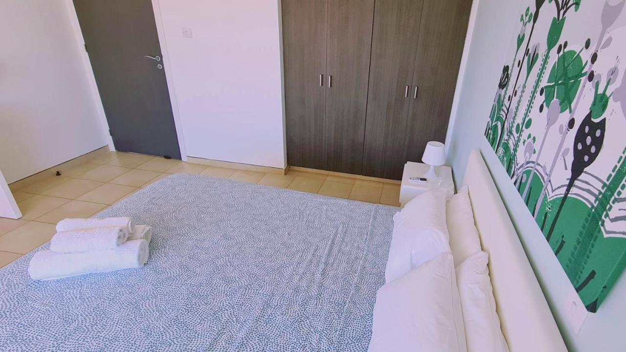 Nissi 3 Privileges Apt アヤナパ エクステリア 写真